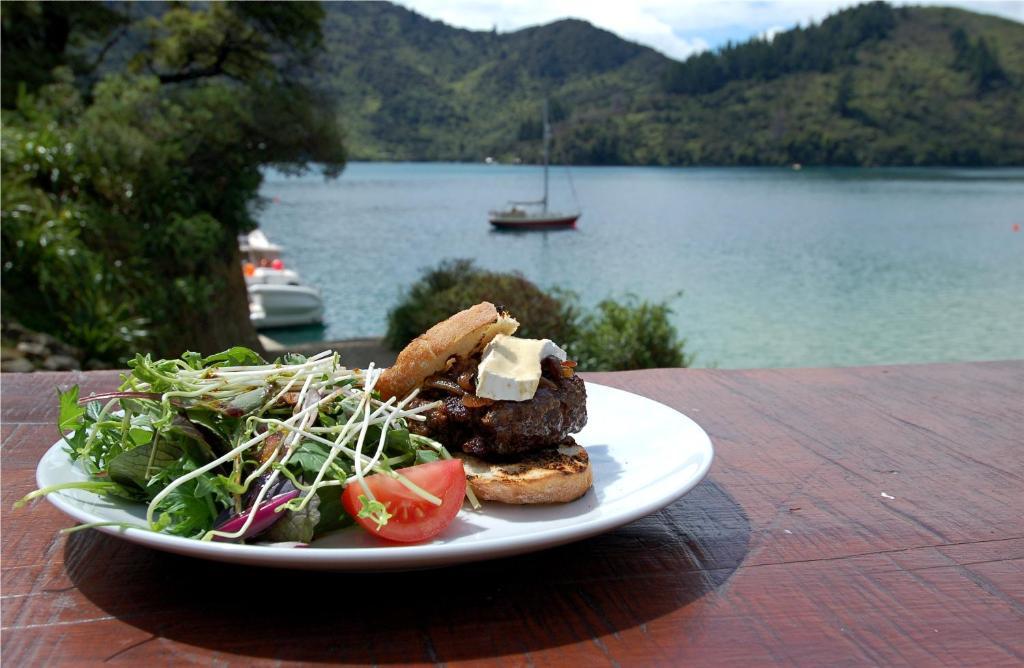 Lochmara Lodge - 20Mins By Boat From Picton Lochmara Bay Екстериор снимка